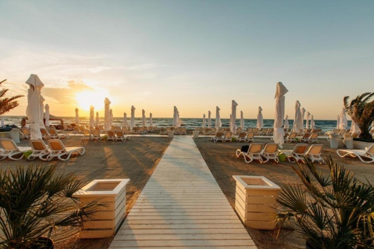 Caesar'S Studio Mamaia-Nord Buitenkant foto